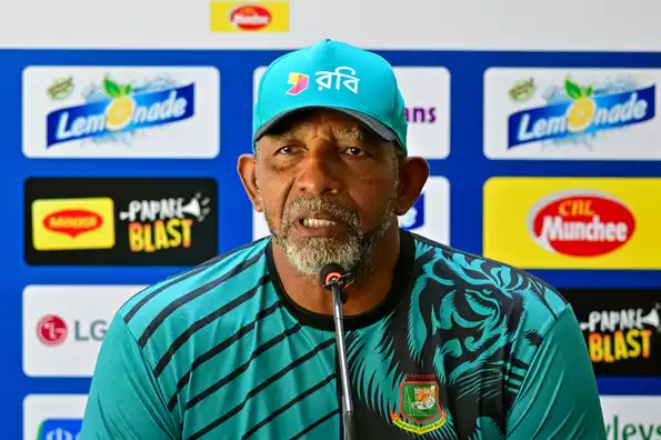 phil-simmons-is-heading-to-london-f