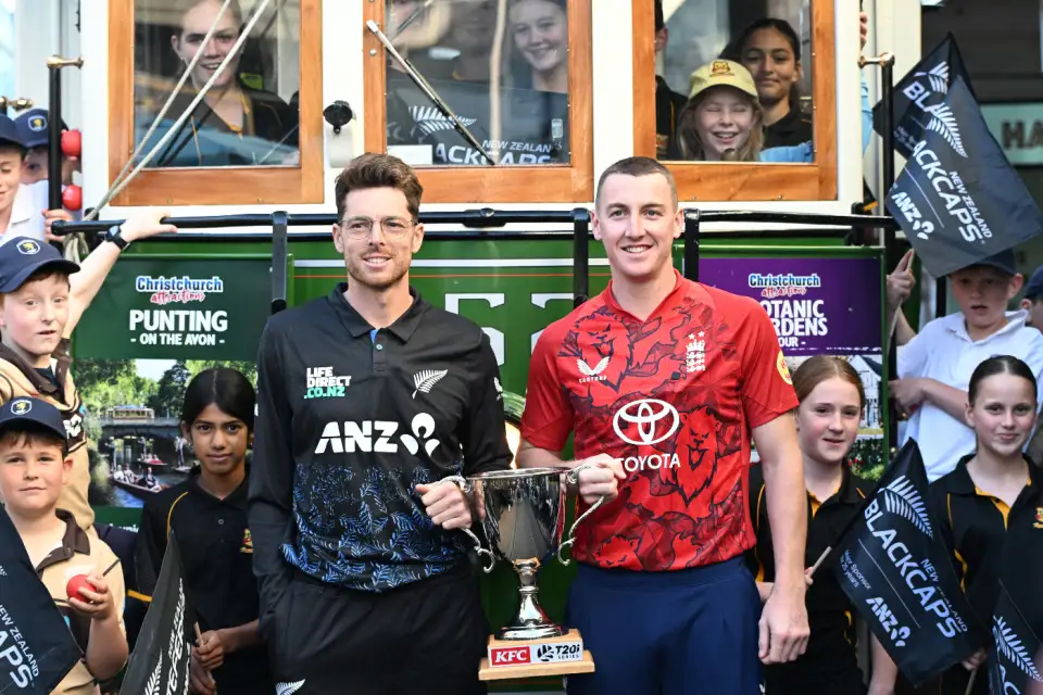 England beat New Zealand by 65 runs in the 2nd T20I
