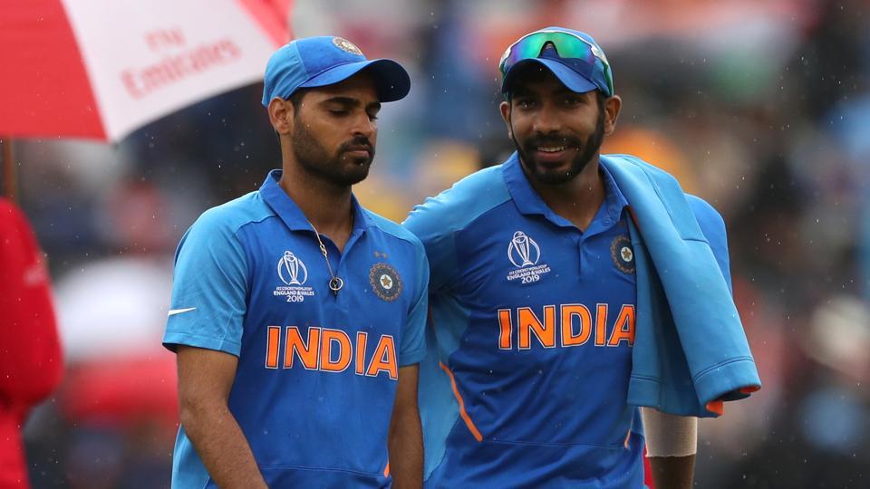 Bhuvneshwar Kumar vs Jasprit Bumrah, Who is the best bowler across all three formats?